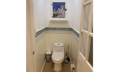 Alquilo Lujoso Apartamento Amoblado en Balboa $1875