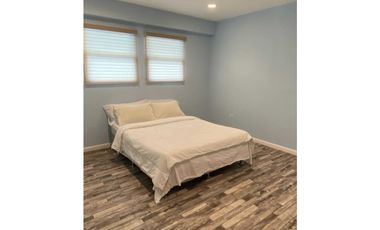 Alquilo Lujoso Apartamento Amoblado en Balboa $1875