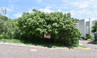 Terreno en esquina en las cañadas
