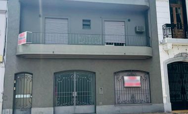 Casa PH en venta barrio Lourdes Rosario 3 dormitorios