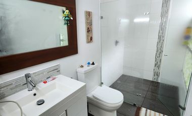 casa campestre en venta en altos del escobero. Cod V12238