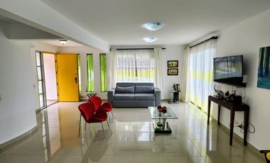 casa campestre en venta en altos del escobero. Cod V12238