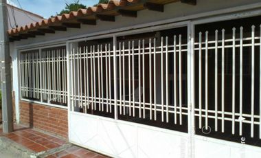 casa en venta en villa del rosario, altos del tamarindo. Cod V17613