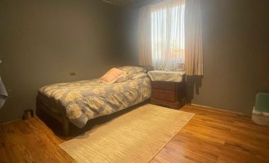 Casa en venta 4D+3B+Est+patio Escuadron Asentamiento Coronel