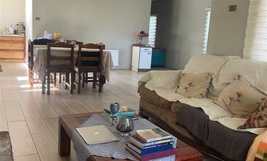 Casa en venta 4D+3B+Est+patio Escuadron Asentamiento Coronel