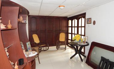 apartamento en venta en ciudad jardín. Cod V83755