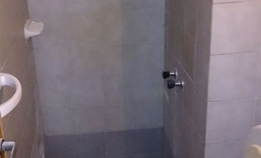 Duplex en venta W. C. Morris, Hurlingham.