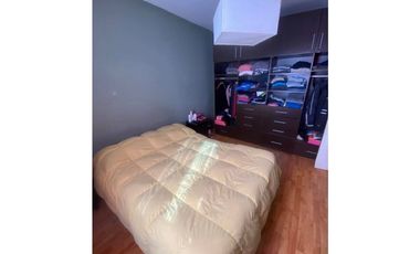 VENTA CASA EN ESQUINA CON 3 DORMITORIOS SOBRE LOTE DE 268m2 BARRIO CAISAMAR