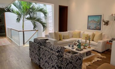 casa en venta en santa teresita. Cod V11814