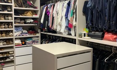 casa en venta en santa teresita. Cod V11814