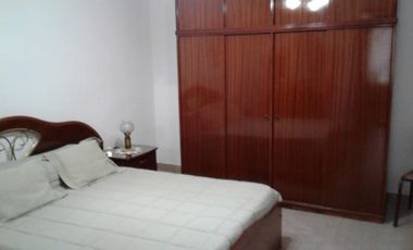 Excelente casa para dos familias