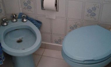 Excelente casa para dos familias