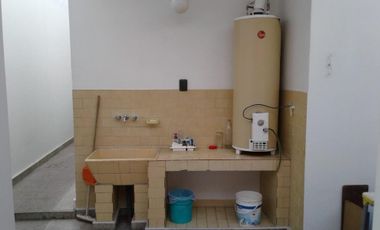 Excelente casa para dos familias