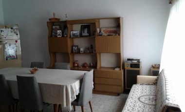 Excelente casa para dos familias