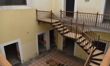 PLAZA COMERCIAL  EN RENTA