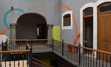 PLAZA COMERCIAL  EN RENTA