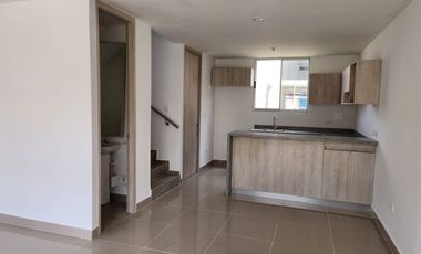 casa en venta en dc doral. Cod V205