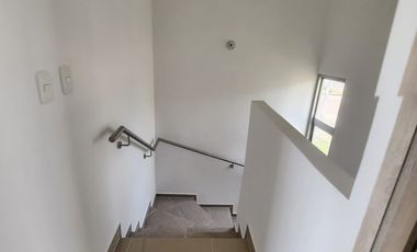 casa en venta en dc doral. Cod V205