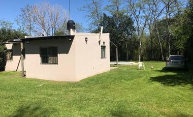 Casa de campo, ubicada en Villa Ruiz.