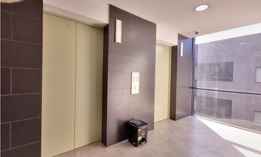 En venta  oficina en centro de negocios QUANTUM