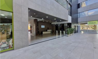 En venta  oficina en centro de negocios QUANTUM