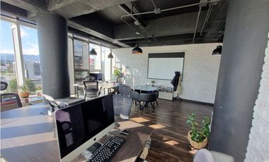 En venta  oficina en centro de negocios QUANTUM