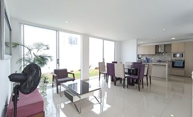 casa en venta en via bocono. Cod V31375