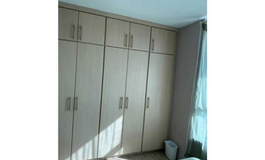 SE ALQUILA APARTAMENTO AMOBLADO EN CHAME