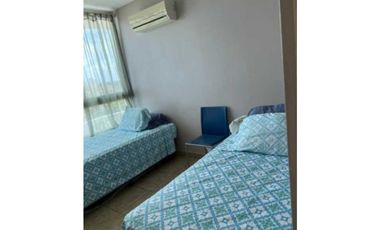 SE ALQUILA APARTAMENTO AMOBLADO EN CHAME