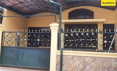 Rumah disewakan di Jawa Timur, Surabaya