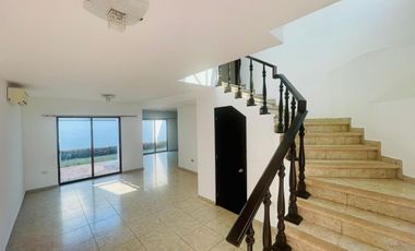 Casa en Renta en Las Lomas Residencial