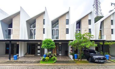 Rumah Strategis 12 Menit ke Gerbang Tol Serpong 2 Bebas Banjir J-45354