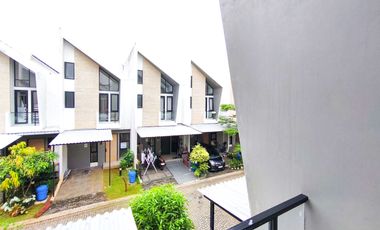 Rumah Strategis 12 Menit ke Gerbang Tol Serpong 2 Bebas Banjir J-45354