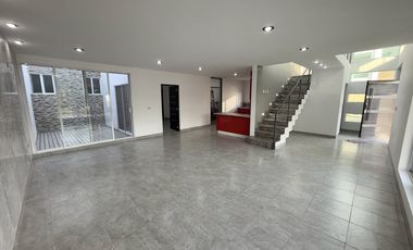 NORTE EN DELATERRA EN ESQUINA SIN VECINOS EN FRENTE