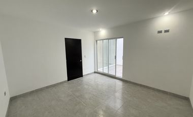 NORTE EN DELATERRA EN ESQUINA SIN VECINOS EN FRENTE