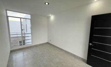 NORTE EN DELATERRA EN ESQUINA SIN VECINOS EN FRENTE