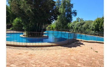 Se vende terreno en condominio el Belloto Rangue