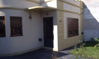 Casa Ideal 2 Familias Con Gge, Parque Y Piscina