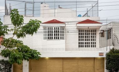 Casa en Colomos Providencia para remodelar