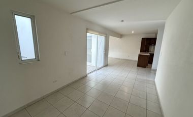 NORTE EN ALCAZAR MAGNIFICA CASA CON TERRENO EXCEDENTE