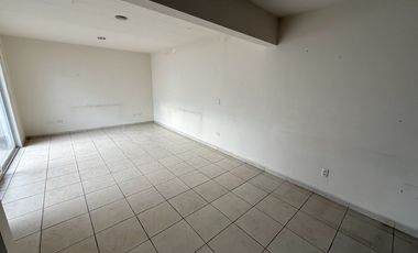 NORTE EN ALCAZAR MAGNIFICA CASA CON TERRENO EXCEDENTE