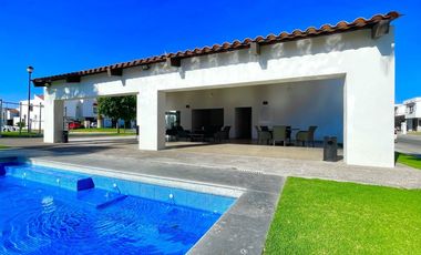 NORTE EN ALCAZAR MAGNIFICA CASA CON TERRENO EXCEDENTE