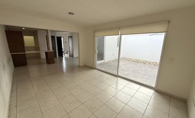 NORTE EN ALCAZAR MAGNIFICA CASA CON TERRENO EXCEDENTE