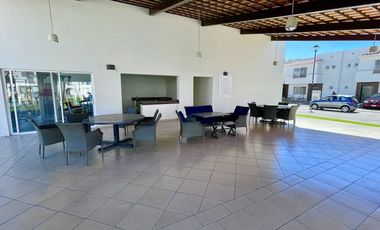 NORTE EN ALCAZAR MAGNIFICA CASA CON TERRENO EXCEDENTE