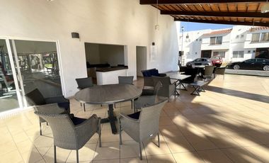 NORTE EN ALCAZAR MAGNIFICA CASA CON TERRENO EXCEDENTE