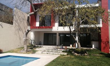 Casa con alberca, En Fraccionamiento Burgos Bugambilias, Cuernavaca