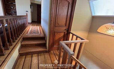 Casa con espectacular vista al mar