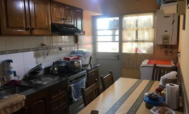 Excelente depto 3 ambientes al frente