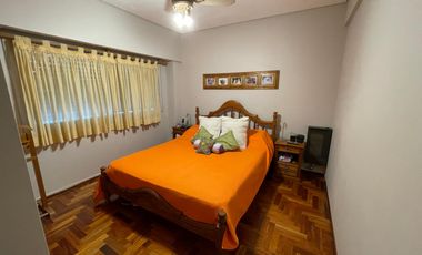 Excelente depto 3 ambientes al frente