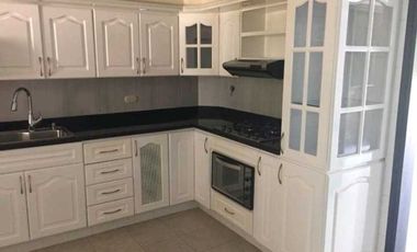 casa en arriendo en loma de san jose. Cod A8101214